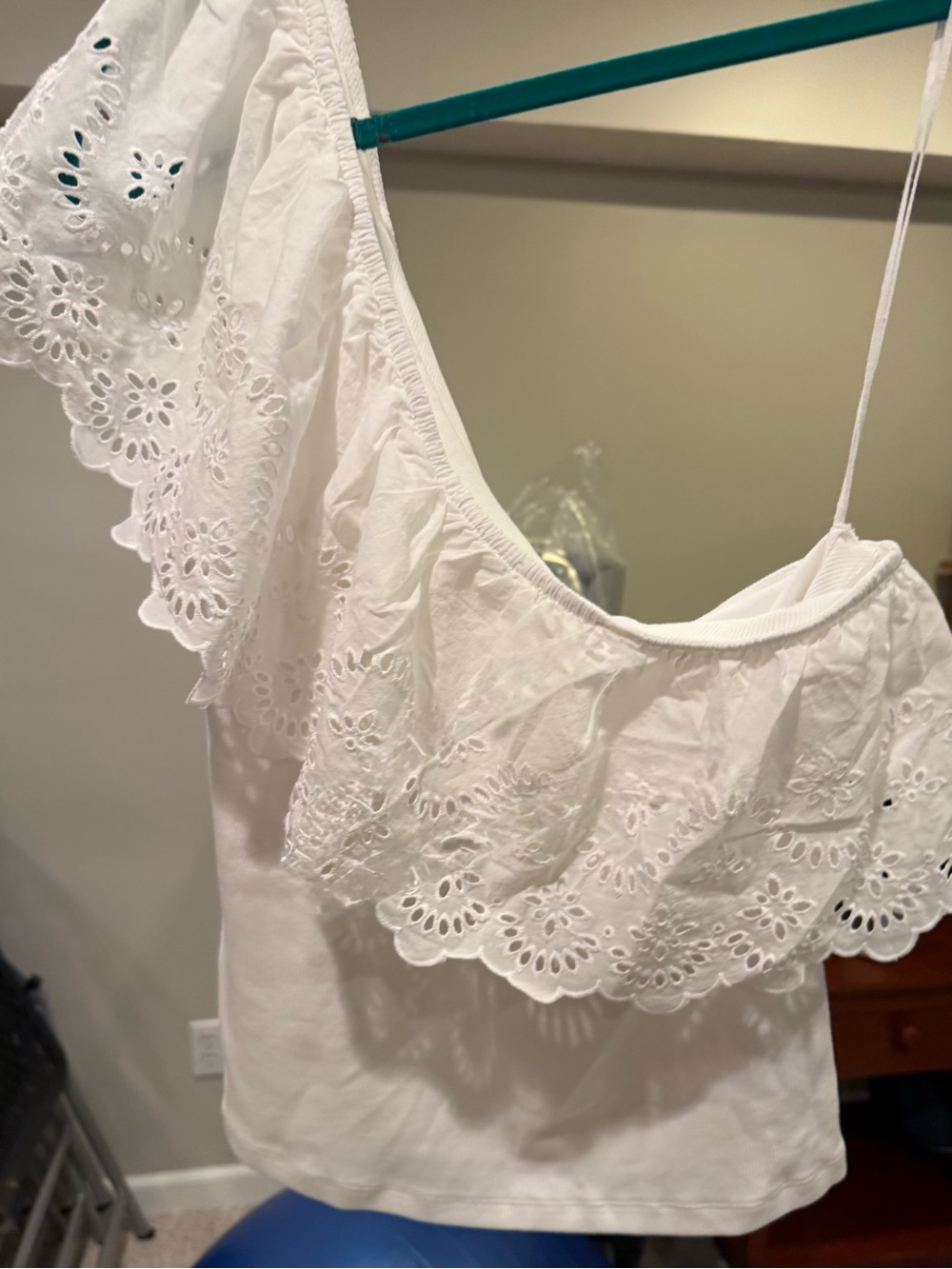 Old Navy White Eyelet Ruffle One Shoulder Tank Top NWT XL